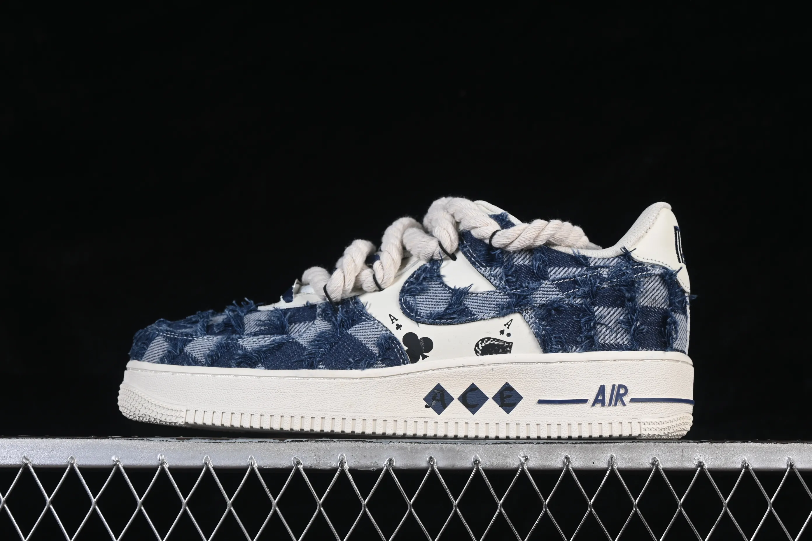 All categories Nk Air Force 1 Air Force series Nk Air Force 1 Low Air Force low-top Nike Air Force 1'07 Low "ACE" Hand-painted graffiti Poker cowboy Air Force 1 low-top casual sneakers FB0607-909